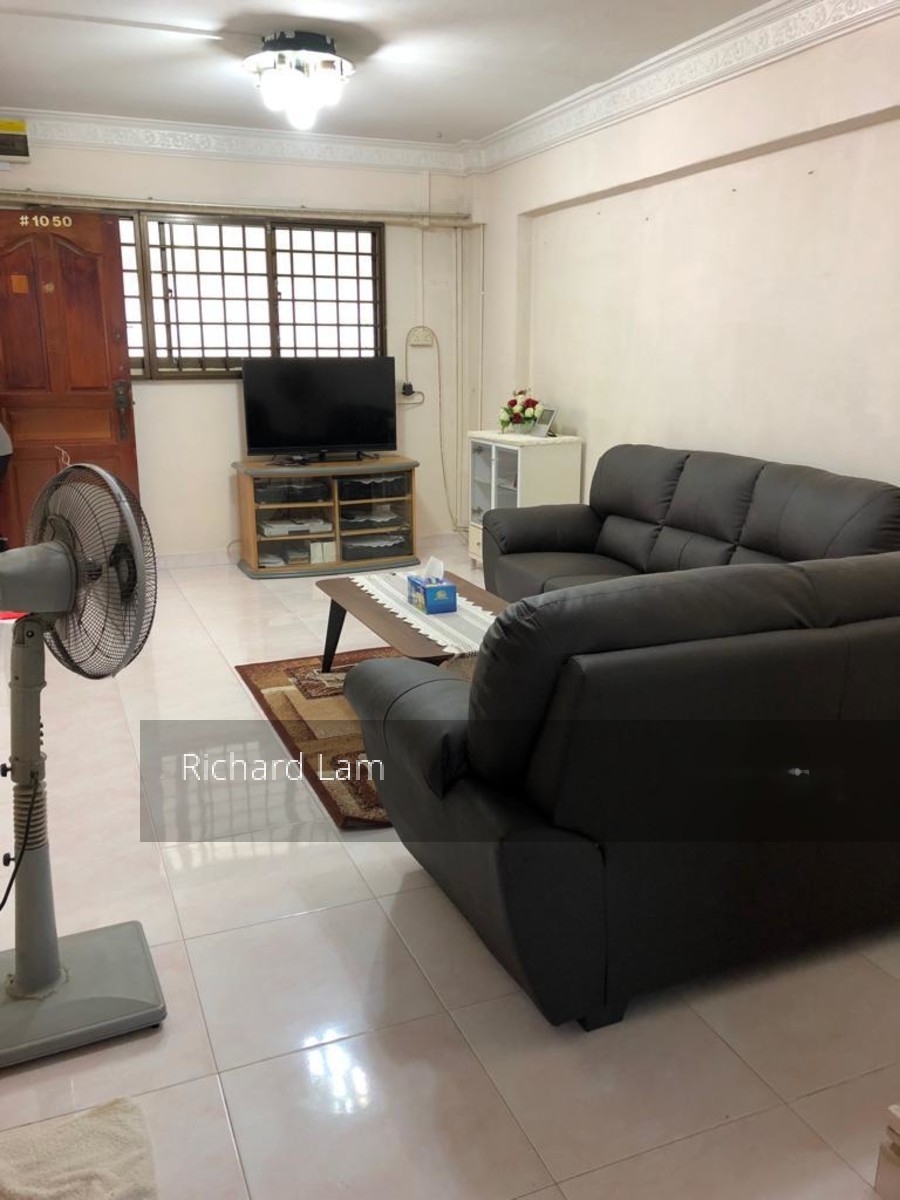 Yishun Street 22 thumbnail photo